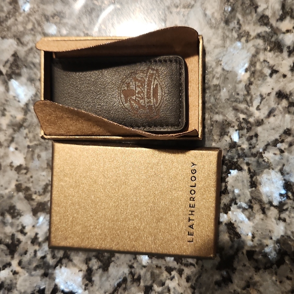 Leatherology money clip